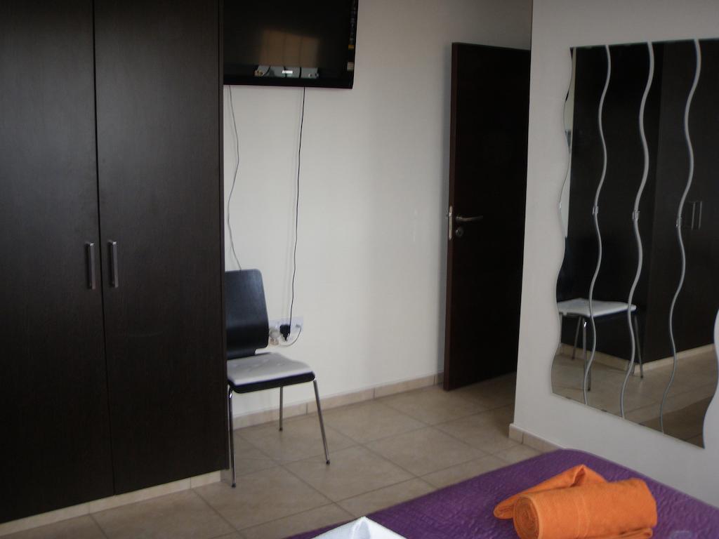 Mythical Sands Resort Ilona Apartment For Families Protaras Rom bilde